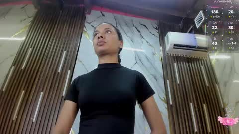 Victoria  online show from 10/06/25, 07:55