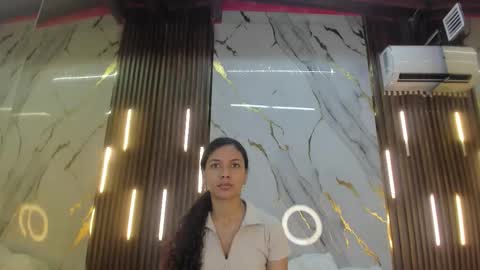 Victoria  online show from 01/14/26, 08:03