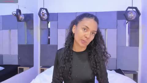 Victoria  online show from 02/01/26, 07:45