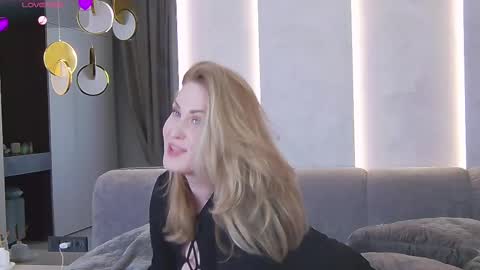 Miss V online show from 02/19/25, 08:01