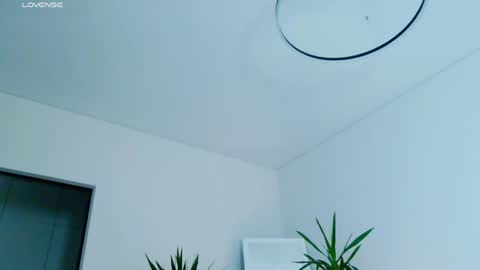 Miss V online show from 04/23/26, 04:24