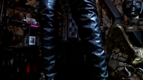 Snapshot of victoriaheller chatting on 01/22/25, 05:59 Victoria Heller online show from 01/22/25, 05:59