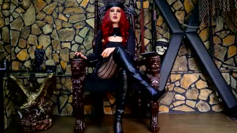 Snapshot of victoriaheller chatting on 01/19/26, 05:55 Victoria Heller online show from 01/19/26, 05:55