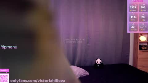 Victoria Hillova online show from 04/11/26, 12:26