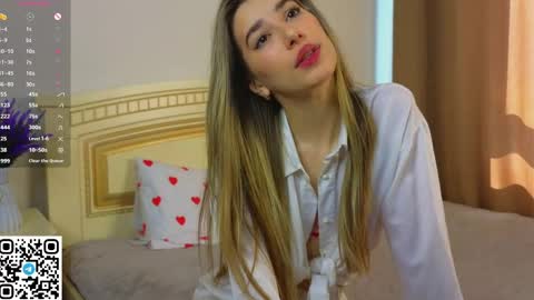 victoriahouston online show from 04/17/26, 06:49