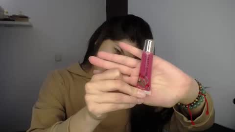 Snapshot of victorialg chatting on 09/15/25, 07:25 victorialg online show from 09/15/25, 07:25