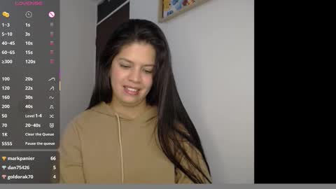 Snapshot of victorialg chatting on 10/30/25, 08:31 victorialg online show from 10/30/25, 08:31