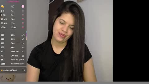 Snapshot of victorialg chatting on 11/07/25, 01:44 victorialg online show from 11/07/25, 01:44