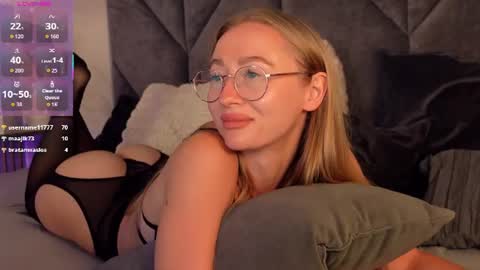 Victoria online show from 07/14/26, 10:21