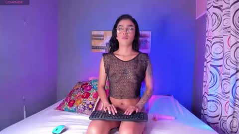 victoriameller online show from 11/13/25, 10:41