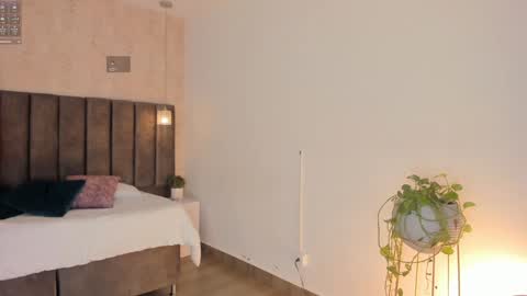 Maria Victoria online show from 01/21/25, 11:35