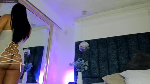 Maria Victoria online show from 09/16/25, 11:44