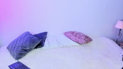 Snapshot of victoriarussell chatting on 02/23/25, 03:08 Victoria but you can tell me Vicky Vic or just Tory online show from 02/23/25, 03:08