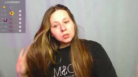 victoriassecrets_ online show from 10/03/25, 01:41