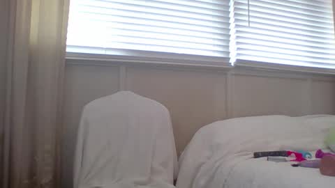 victoriasuave online show from 03/17/26, 08:12