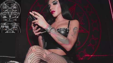 Victoria Vampire online show from 02/07/25, 02:40