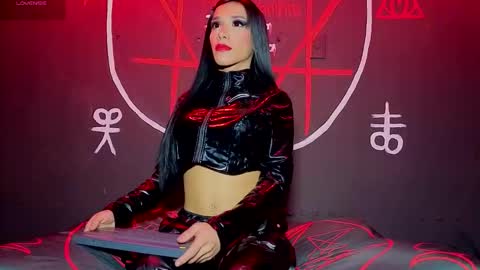 Victoria Vampire online show from 09/16/25, 03:29