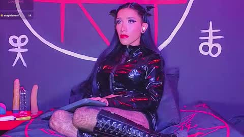 Victoria Vampire online show from 09/21/25, 10:06