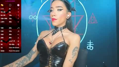 Victoria Vampire online show from 11/13/25, 06:18