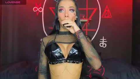 Victoria Vampire online show from 02/09/26, 10:03