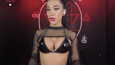 Victoria Vampire online show from 05/13/26, 07:39