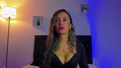 victoriia_rose_ online show from 01/18/26, 02:04