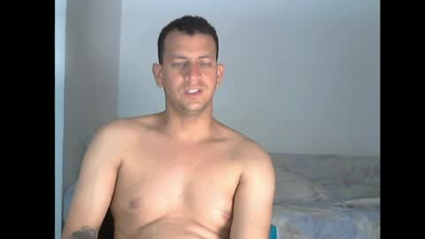 victormanuelq_1 online show from 04/26/26, 10:18