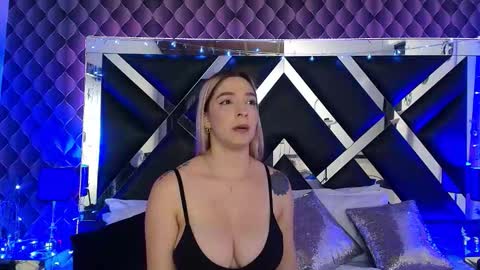 victtoria lee online show from 02/03/26, 09:42