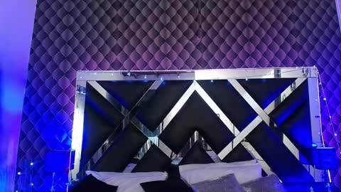 victtoria lee online show from 02/09/26, 07:40