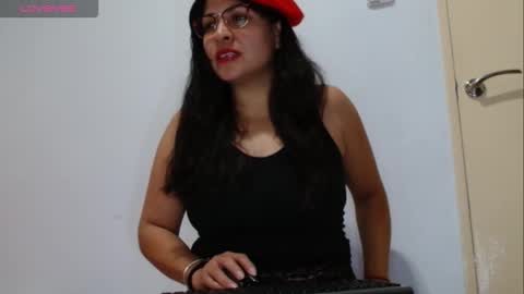 Astrid Collins online show from 01/19/26, 07:56