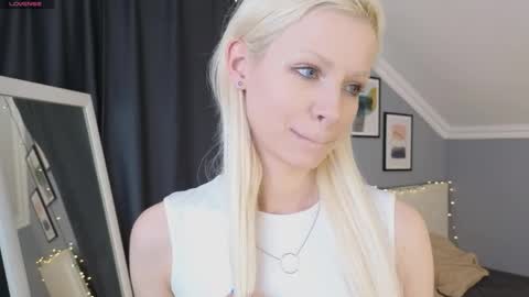 Eva online show from 04/04/26, 12:24