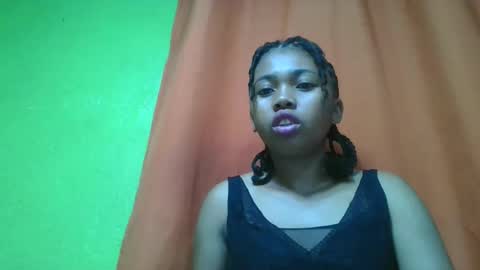 vierge28430 online show from 05/06/26, 02:19