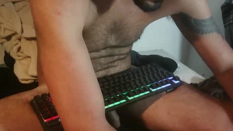 LatinoLuiggi online show from 07/05/26, 01:23