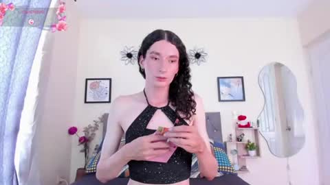 Violet online show from 07/06/26, 03:03