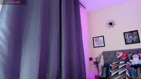 Violet online show from 07/09/26, 03:21