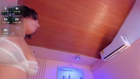 Viiolett online show from 01/24/25, 01:35