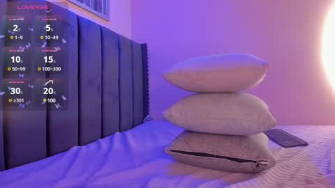 Viiolett online show from 03/12/25, 11:12