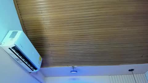 Viiolett online show from 09/28/25, 08:14