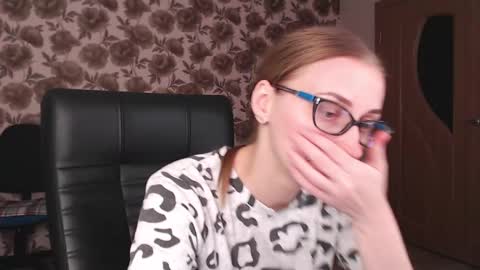 Vika online show from 01/31/25, 01:01