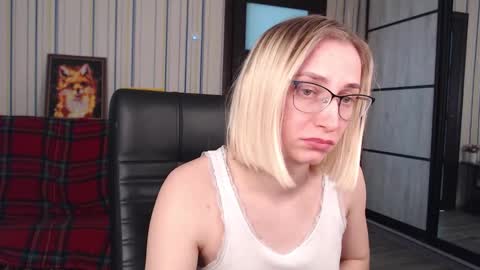 Vika online show from 03/21/26, 08:19