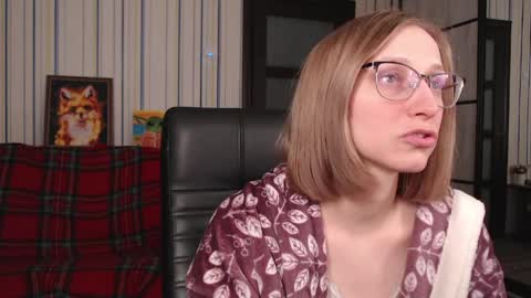 Vika online show from 04/03/26, 07:23