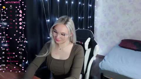 Snapshot of vikapowers chatting on 01/29/25, 06:28 vikapowers online show from 01/29/25, 06:28