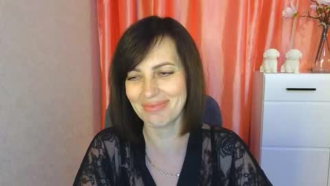 Vika online show from 11/19/25, 09:48