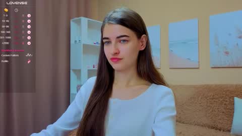 Snapshot of vikiberry chatting on 09/27/25, 03:44 vikiberry online show from 09/27/25, 03:44