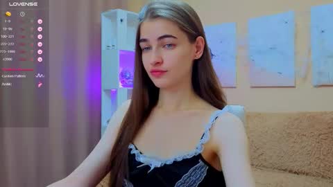 Snapshot of vikiberry chatting on 11/20/25, 10:04 vikiberry online show from 11/20/25, 10:04