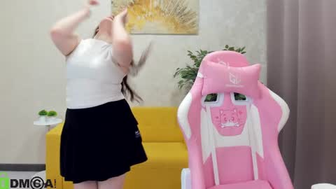 VikiJinx online show from 07/04/26, 12:11