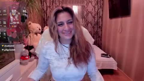 Victoria online show from 07/30/26, 07:02