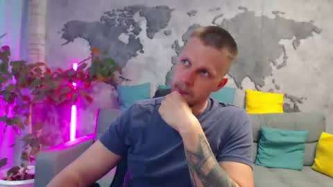 Snapshot of vikingchrisss chatting on 06/17/26, 10:28 vikingchrisss online show from 06/17/26, 10:28
