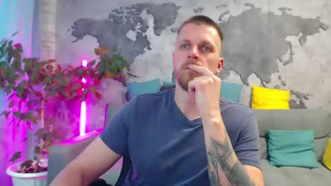 Snapshot of vikingchrisss chatting on 06/20/26, 10:18 vikingchrisss online show from 06/20/26, 10:18
