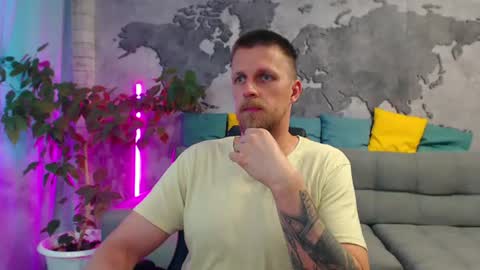 Snapshot of vikingchrisss chatting on 07/12/26, 10:17 vikingchrisss online show from 07/12/26, 10:17